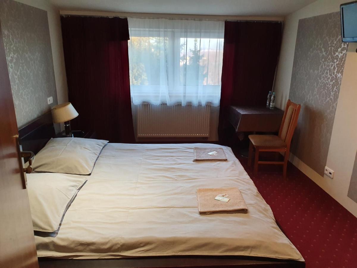 Kamionki Bed & Breakfast Sosnowiec Room photo