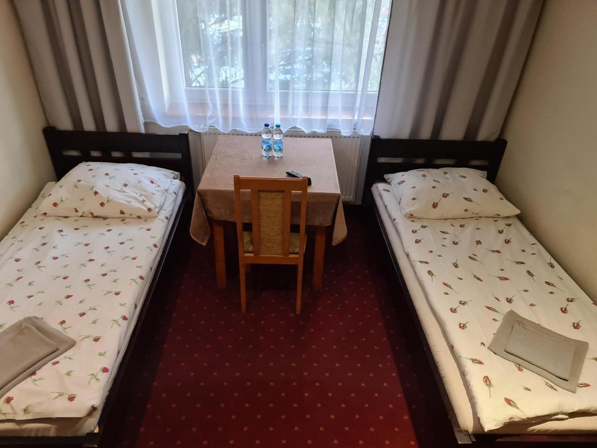 Kamionki Bed & Breakfast Sosnowiec Room photo