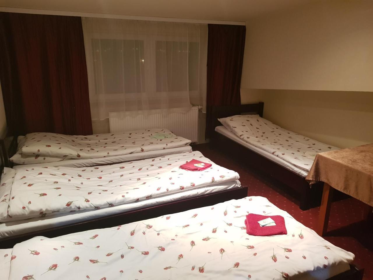 Kamionki Bed & Breakfast Sosnowiec Room photo