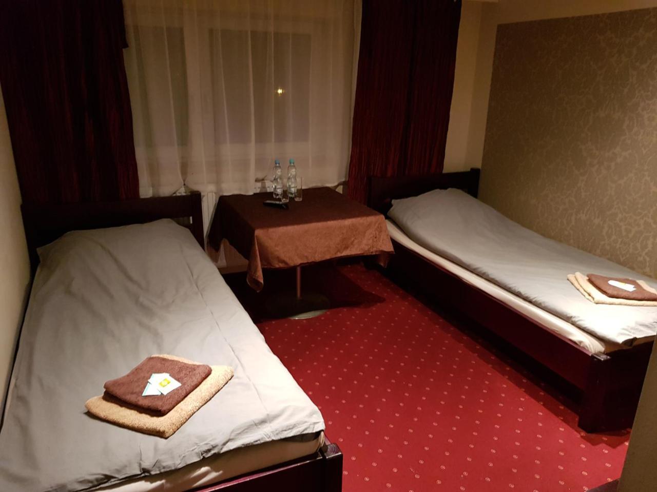 Kamionki Bed & Breakfast Sosnowiec Room photo
